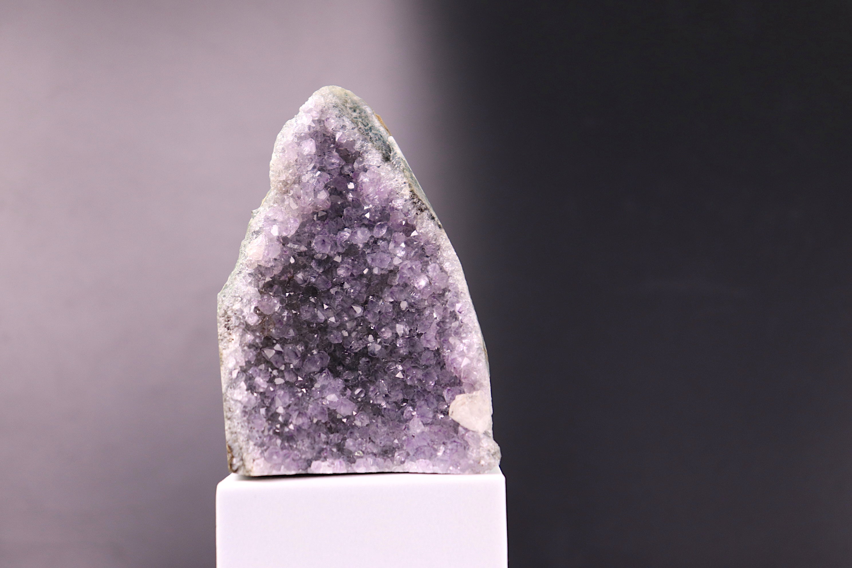 Amethyst Cut Base