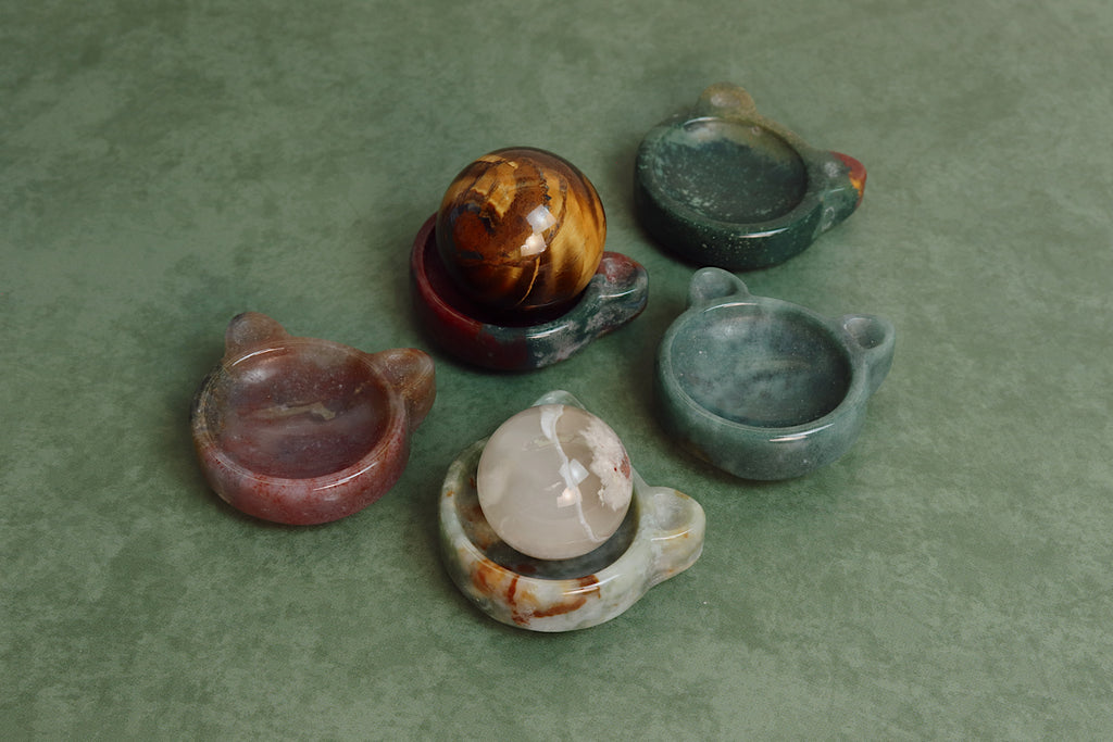 Agate Kitty Bowl
